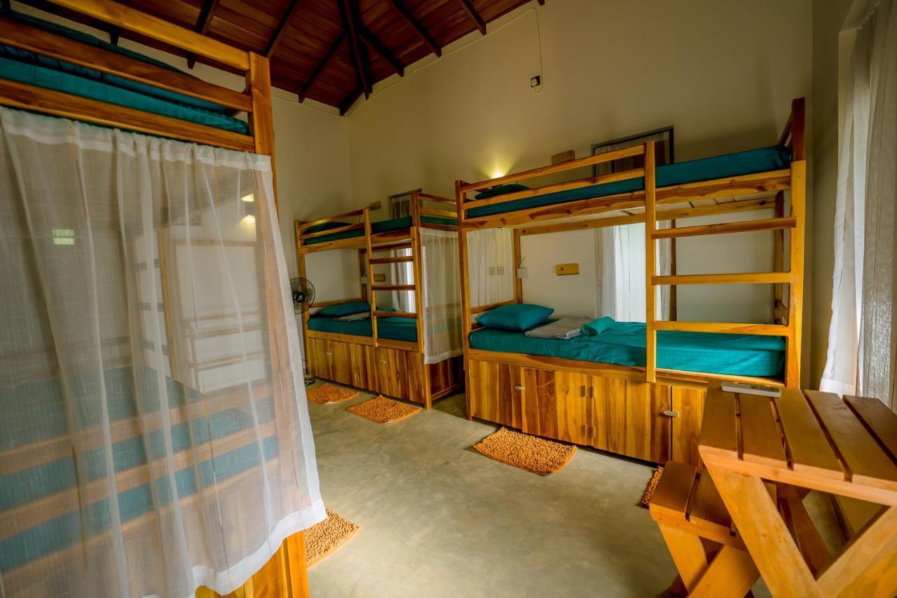 Sixth Sense Hostel Unawatuna Zewnętrze zdjęcie