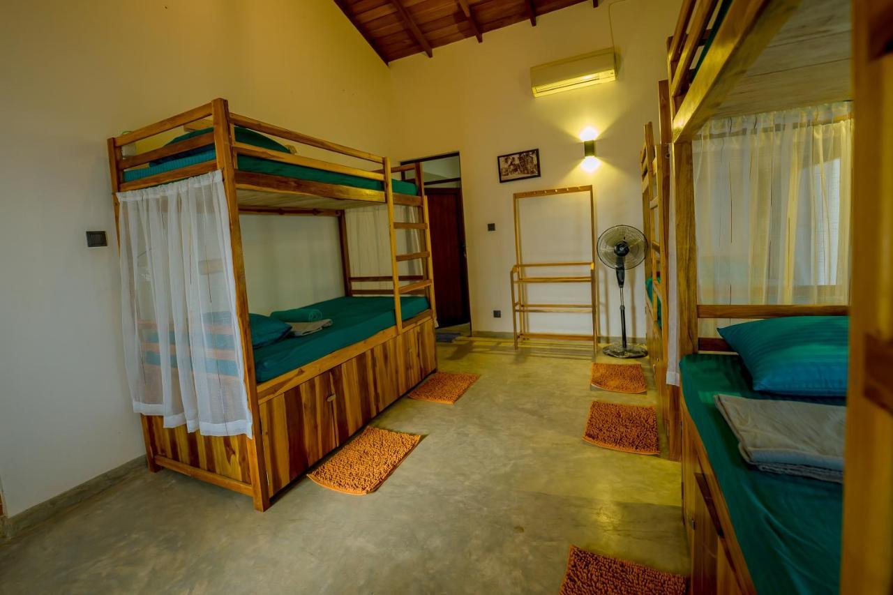 Sixth Sense Hostel Unawatuna Zewnętrze zdjęcie