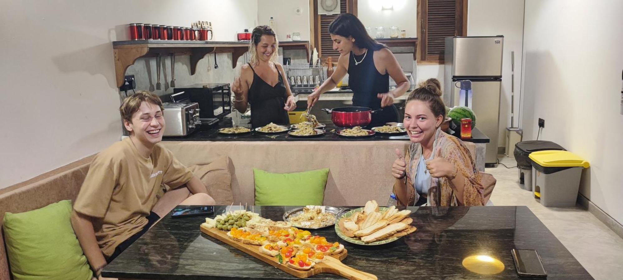 Sixth Sense Hostel Unawatuna Zewnętrze zdjęcie